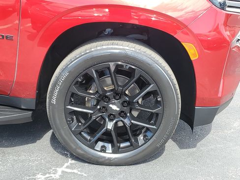 Used 2022 Chevrolet Tahoe LT w/ Luxury Package image 5