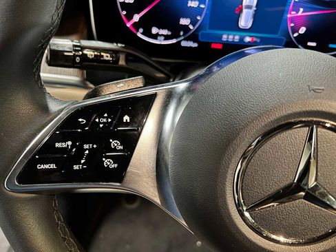 Certified 2025 Mercedes-Benz GLC 300 image 26