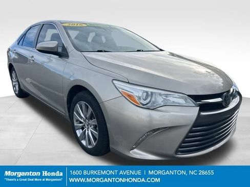 Used 2016 Toyota Camry XLE w/ Moonroof Package image 1