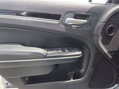 Used 2023 Chrysler 300 S RWD image 31