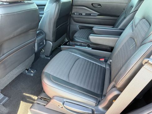 Certified 2024 Nissan Pathfinder Rock Creek image 17