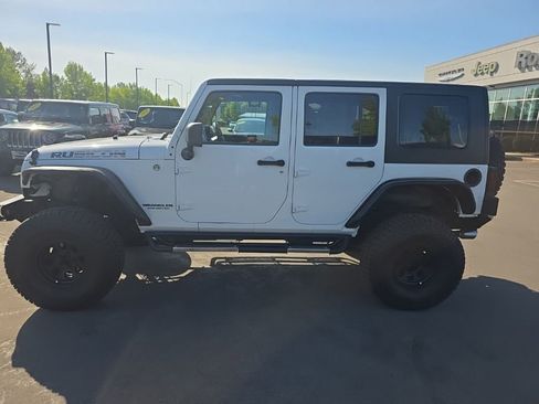 Used 2012 Jeep Wrangler Unlimited Rubicon AWD/4WD image 2
