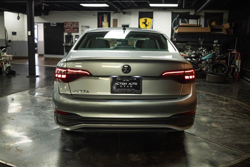 Used 2024 Volkswagen Jetta S FWD image 6