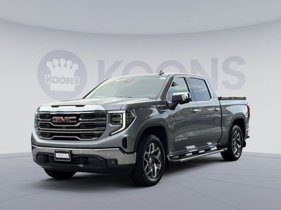 Used 2024 GMC Sierra 1500 SLT w/ SLT Premium Plus Package