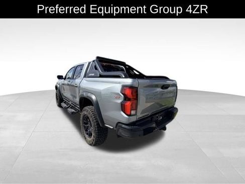Certified 2025 Chevrolet Colorado ZR2 w/ Midnight Edition AWD/4WD image 5
