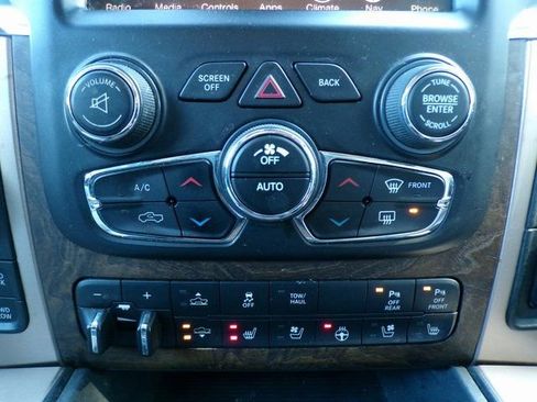 Used 2016 RAM 1500 Laramie Longhorn w/ Convenience Group image 28