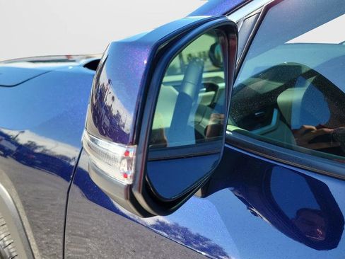 Used 2025 Toyota RAV4 Limited w/ Advanced Technology Package image 11