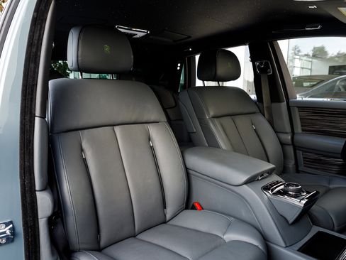 Certified 2023 Rolls-Royce Phantom Sedan w/ The Phantom Package image 46