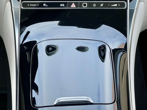 Certified 2023 Mercedes-Benz C 300 4MATIC Sedan image 25