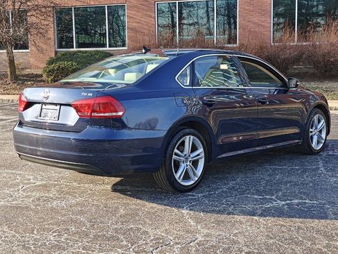 Used 2015 Volkswagen Passat TDI SE image 10
