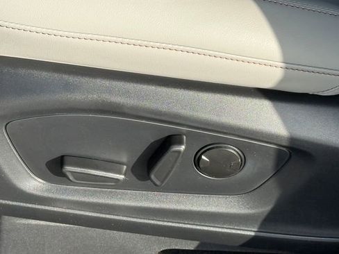 Used 2026 Ford Explorer Active w/ Active Comfort Package image 13