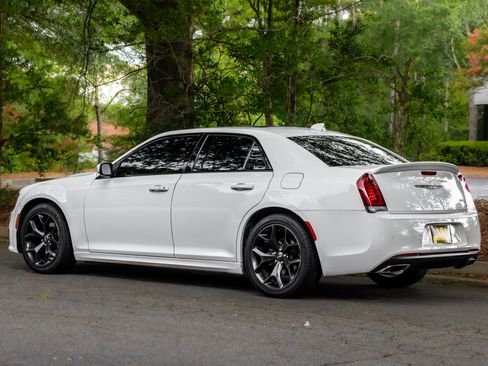 Used 2021 Chrysler 300 S w/ S Model Appearance Package RWD image 51