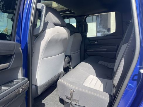 Used 2024 Toyota Tacoma TRD Off-Road w/ TRD Off Road Upgrade Package image 9