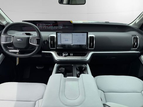New 2026 Ford Expedition Max Platinum AWD/4WD image 10
