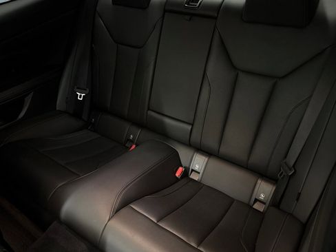 Used 2023 BMW 430i Coupe w/ M Sport Package image 25