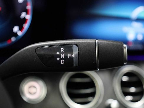 Used 2023 Mercedes-Benz E 350 4MATIC Sedan image 23