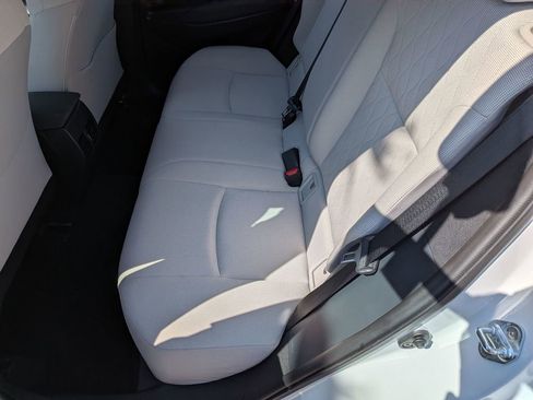 Used 2023 Toyota Corolla Cross L image 21