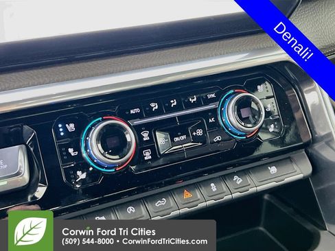 Used 2023 GMC Sierra 1500 Denali AWD/4WD image 9