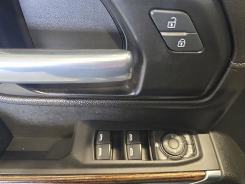 Used 2021 GMC Sierra 1500 SLE w/ X31 Off-Road Package image 35