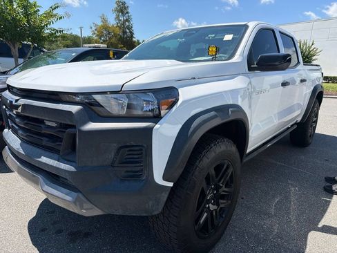 Used 2024 Chevrolet Colorado Trail Boss w/ Advanced Trailering Package AWD/4WD image 1