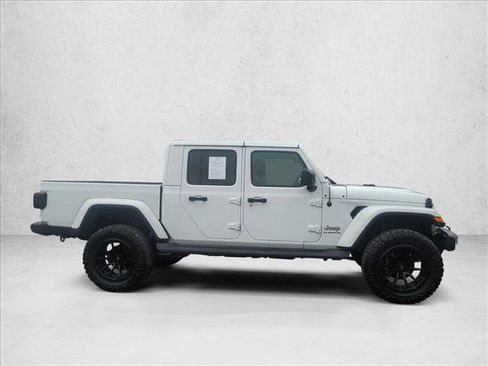 Used 2020 Jeep Gladiator Overland w/ Popular Equipment Package image 4