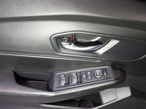 Used 2024 Honda Accord EX image 8