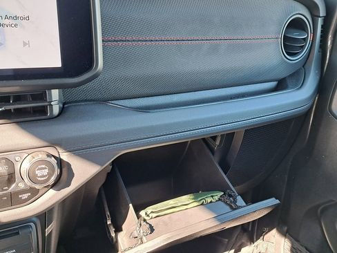 Used 2024 Jeep Gladiator Rubicon image 20