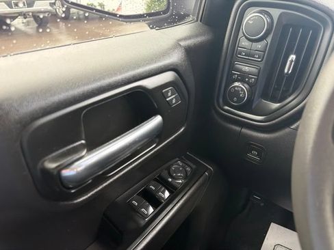 Used 2019 Chevrolet Silverado 1500 Custom Trail Boss w/ Custom Convenience Package AWD/4WD image 22