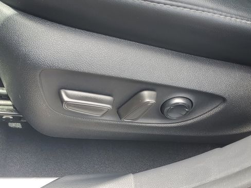 Certified 2021 Toyota Highlander Platinum FWD image 20