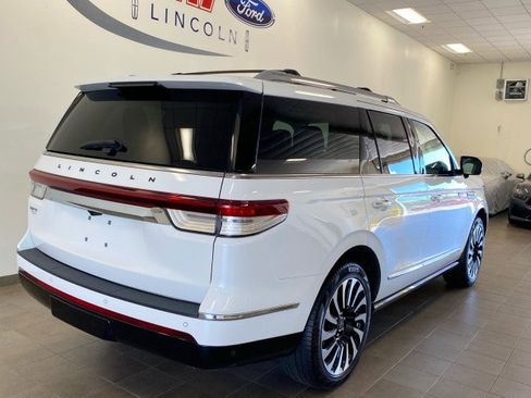 Certified 2022 Lincoln Navigator Black Label image 7