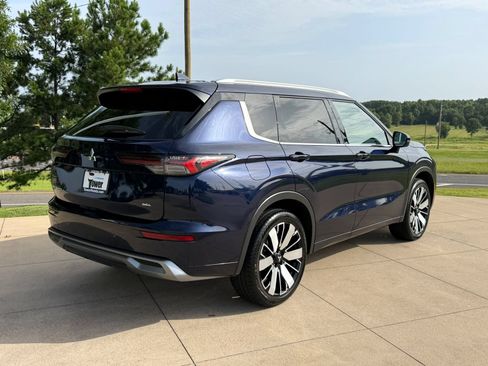 Used 2025 Mitsubishi Outlander SEL FWD image 6