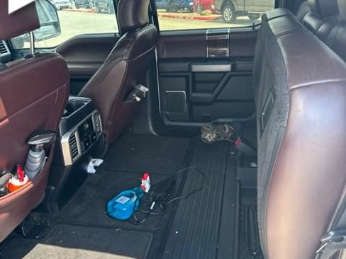 Used 2017 Ford F250 Platinum w/ Platinum Ultimate Package AWD/4WD image 8