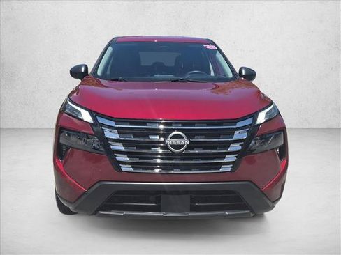 Certified 2025 Nissan Rogue S FWD image 2