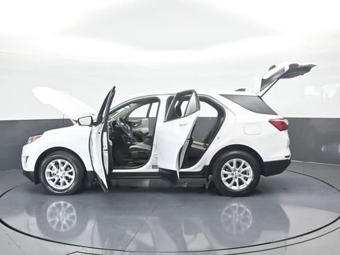 Used 2018 Chevrolet Equinox LS image 69