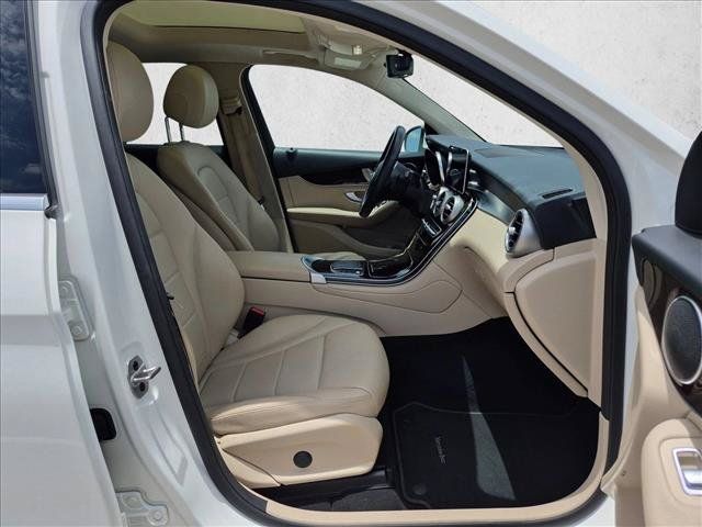 Certified 2021 Mercedes-Benz GLC 300 image 20