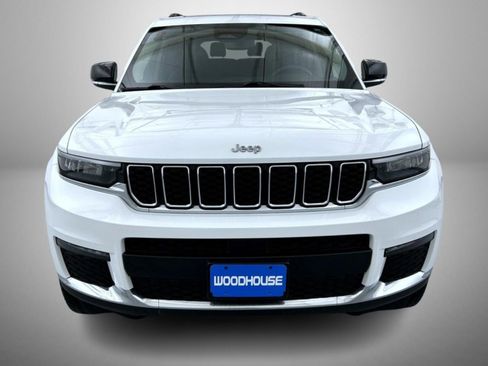 Used 2023 Jeep Grand Cherokee L Limited AWD/4WD image 2