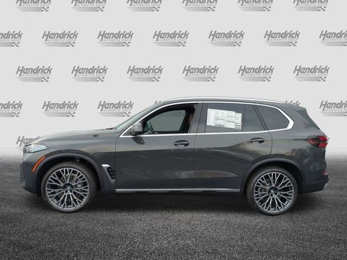 Used 2026 BMW X5 xDrive40i AWD/4WD image 7