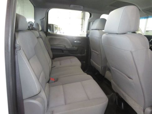 Used 2017 GMC Sierra 3500 2WD Crew Cab w/ Sierra Convenience Package image 29