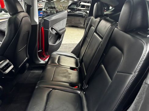 Used 2024 Tesla Model Y Long Range AWD/4WD image 42