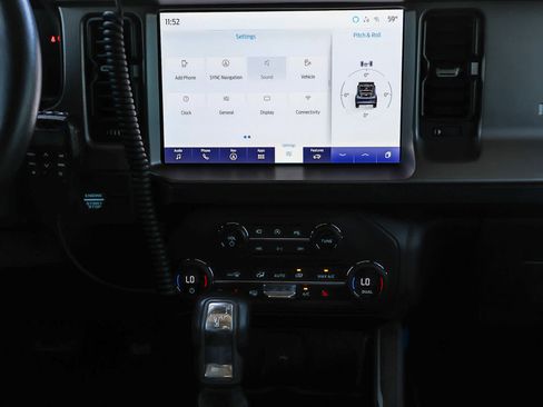 Used 2021 Ford Bronco First Edition AWD/4WD image 12