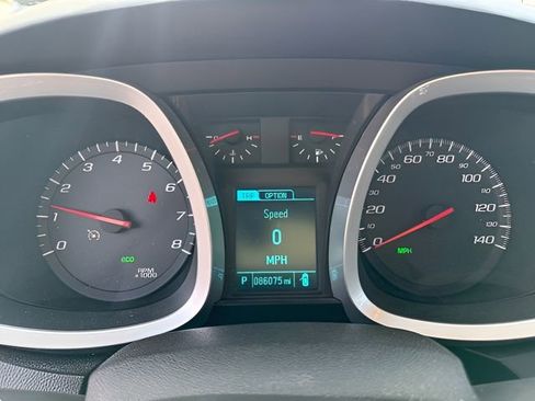 Used 2014 Chevrolet Equinox LS image 10