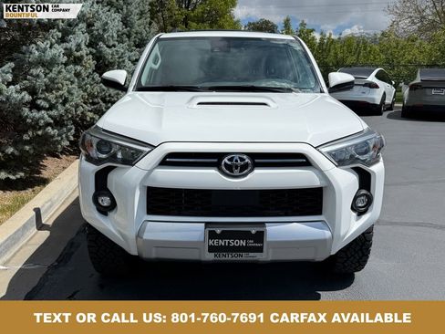 Used 2024 Toyota 4Runner TRD Off-Road AWD/4WD image 2