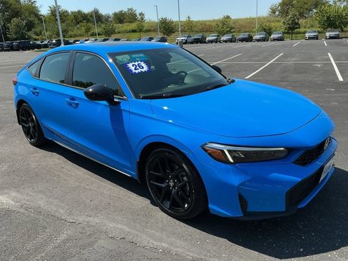 Used 2026 Honda Civic Sport image 4