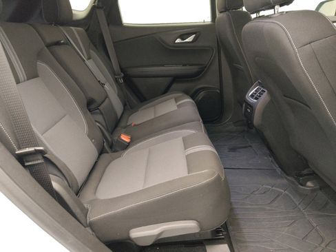 Used 2024 Chevrolet Blazer LT w/ Convenience Package FWD image 19