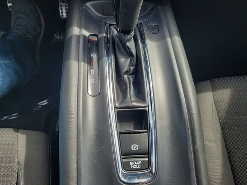 Used 2022 Honda HR-V Sport image 24