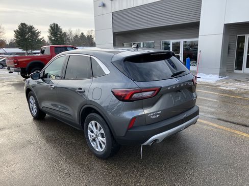 Used 2023 Ford Escape Active w/ Tech Pack #2 image 8