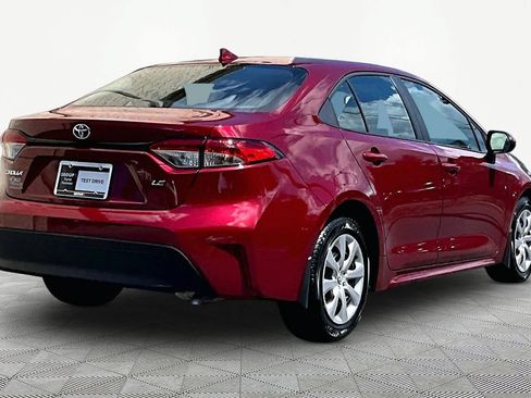 Used 2025 Toyota Corolla LE FWD image 13