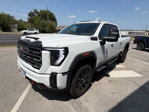New 2026 GMC Sierra 2500 AT4 w/ AT4 Premium Plus Package AWD/4WD image 33