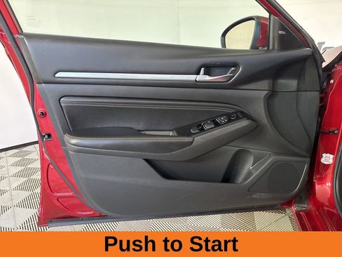 Used 2023 Nissan Altima 2.5 SL image 8