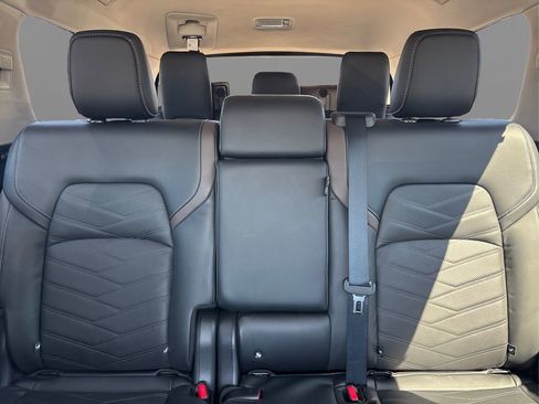 Certified 2024 Nissan Pathfinder Platinum w/ Cargo Package image 19